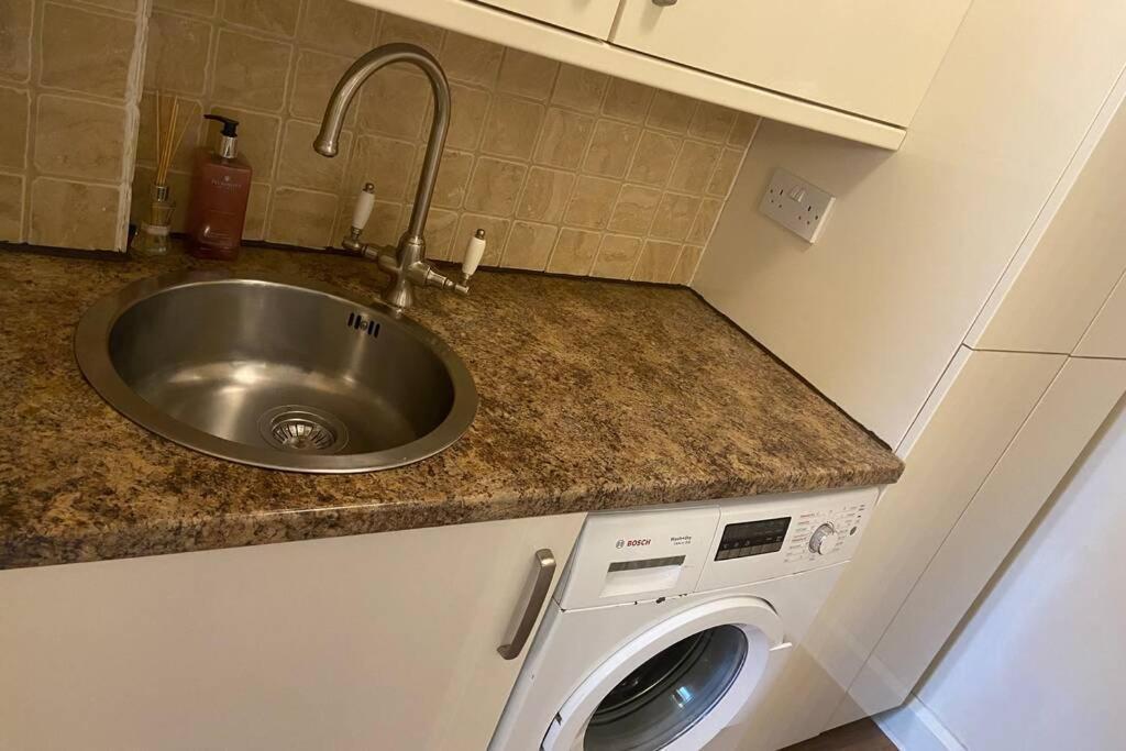 Cosy Cottage Great Bentley Near Station And Shops Εξωτερικό φωτογραφία