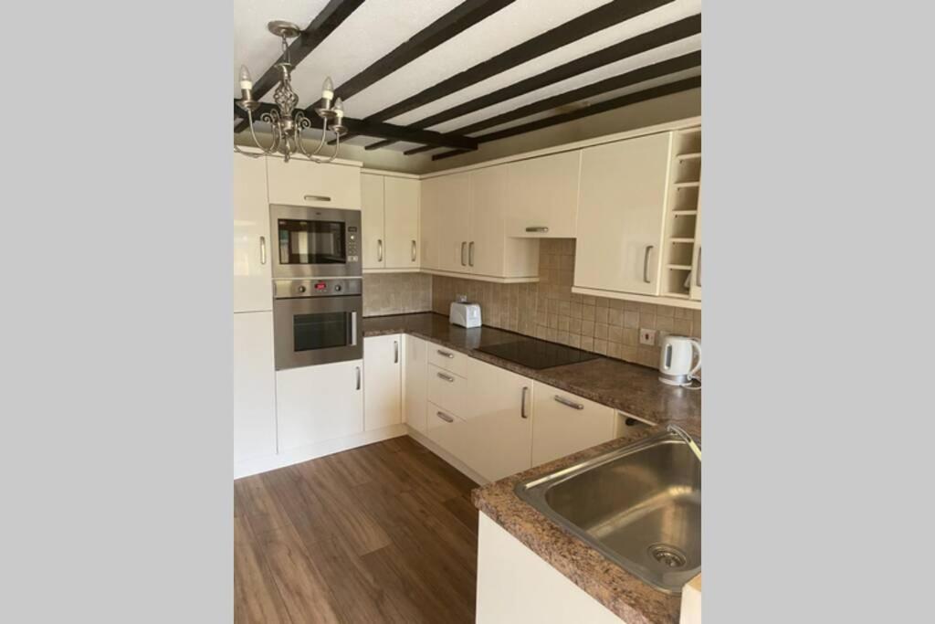 Cosy Cottage Great Bentley Near Station And Shops Εξωτερικό φωτογραφία